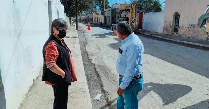 LauritaGalindo7's tweet photo. #ObrasDeCalidad. La Alcaldesa Laura Ma. Galindo Dovalina asistió a supervisar obras que se están trabajando en nuestro municipio y que son llevadas a cabo gracias al compromiso y gran apoyo del Gobernador del Estado. 

Se realizaron recorridos en diferentes sectores. https://t.co/oo17bFmzbU