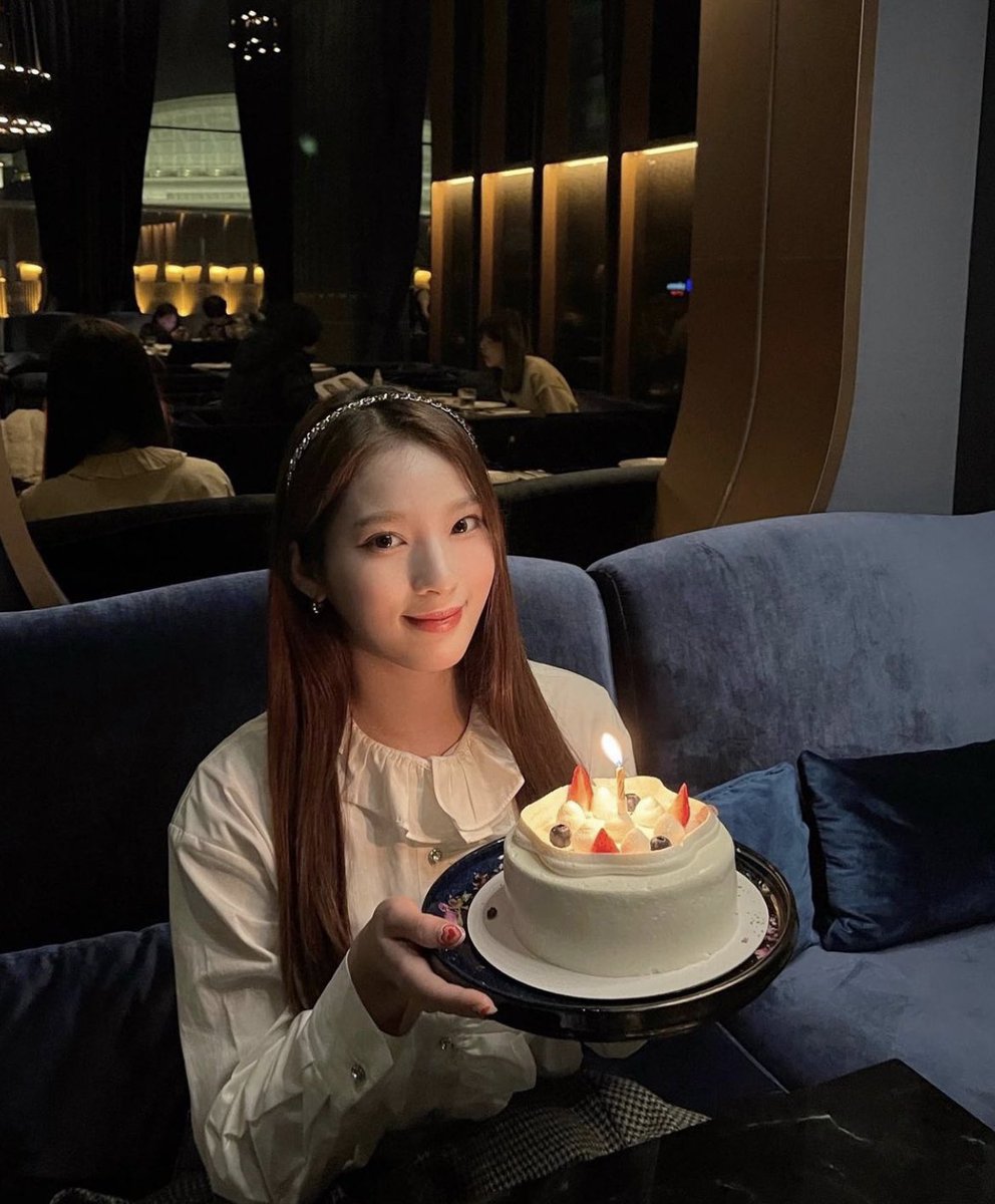 chiayijpg's tweet photo. 🎂 https://t.co/VBPEdpCsJ7
