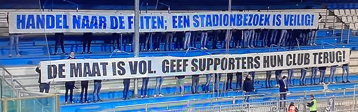 midelenburg_'s tweet photo. Amen🙋🏽♀️👏🏻👏🏻👏🏻#stadionsopen #omt #coronamaatregelen https://t.co/F95bHYkh1K