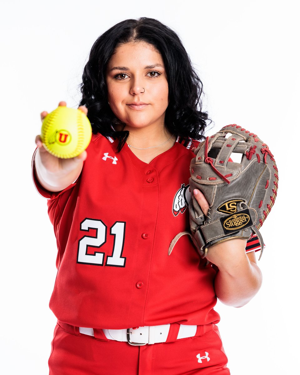 Utah_Softball's tweet photo. Your Utes hit the field in 21 days‼️🥎

@deeesss_21 had a memorable year in 2021, hitting her first career homerun on the road at BYU! That big fly was the first of three homeruns she hit in a four game span🔥 #GoUtes https://t.co/OAQmubRFId