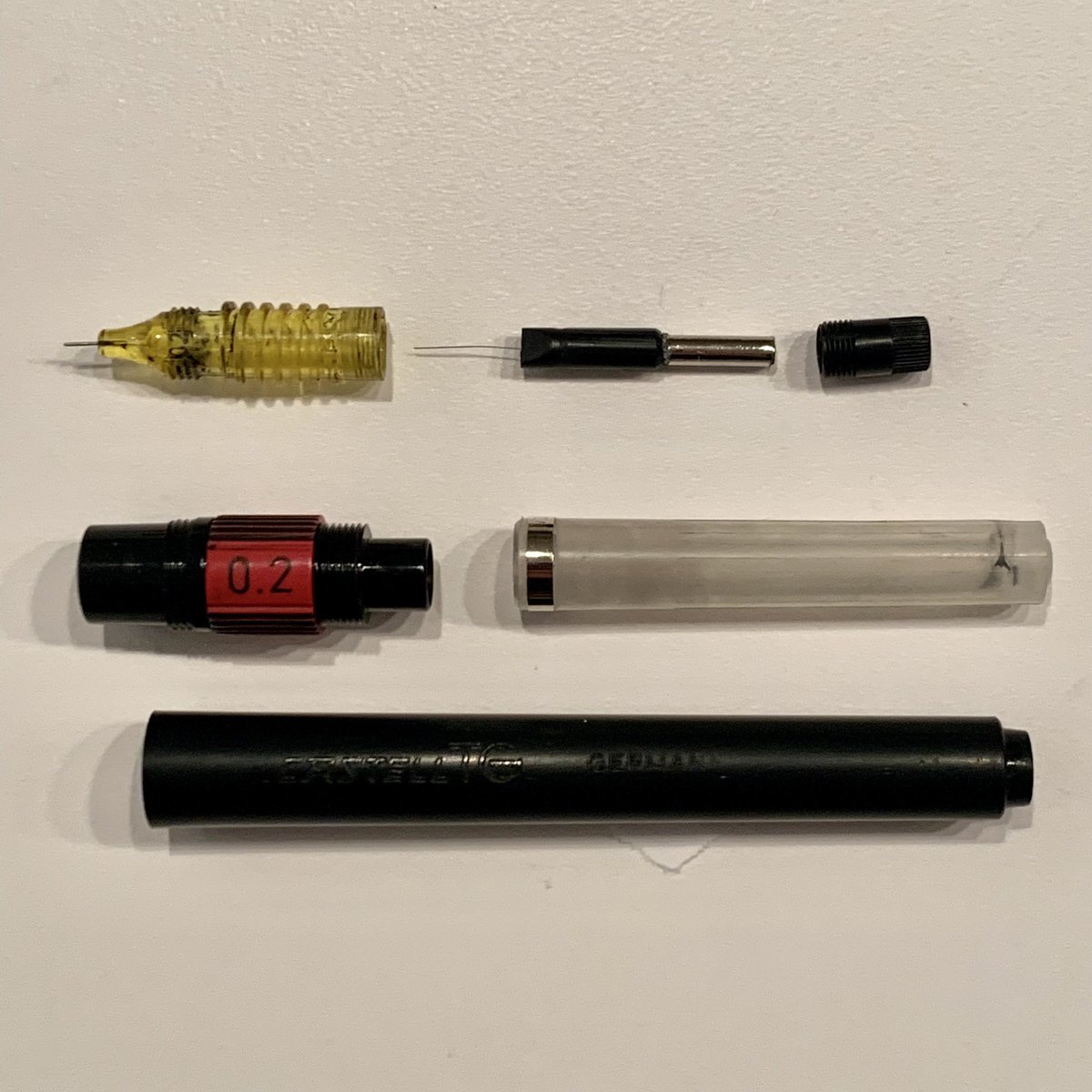 jenslabs's tweet photo. Just finished the resurection of my Rotring Variant varioscript auction find. They were all compleatly clogged and it has taken me a few days to get them working but now, 14 new pens!
#rotring #technicalpens https://t.co/fmlDynAGXG