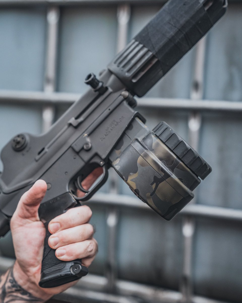 Captured Weapons™ (@weaponcentral) on Twitter photo 
