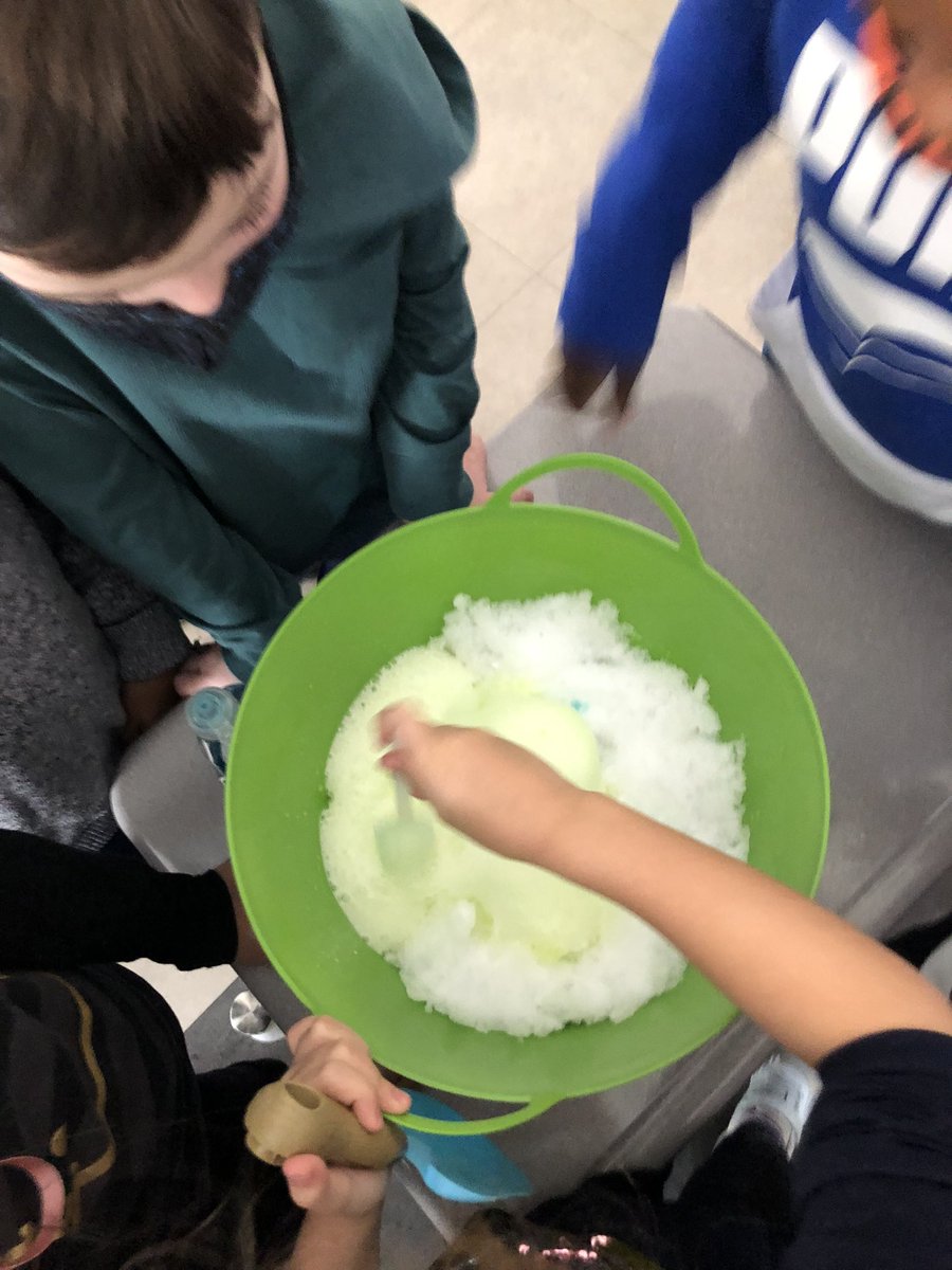 track_miss's tweet photo. Yesterday we erupted a couple snow volcano π in class to work on using clear verbs when writing instructions! #handsonlearning #sharedwrite https://t.co/tr5dnR3vNM