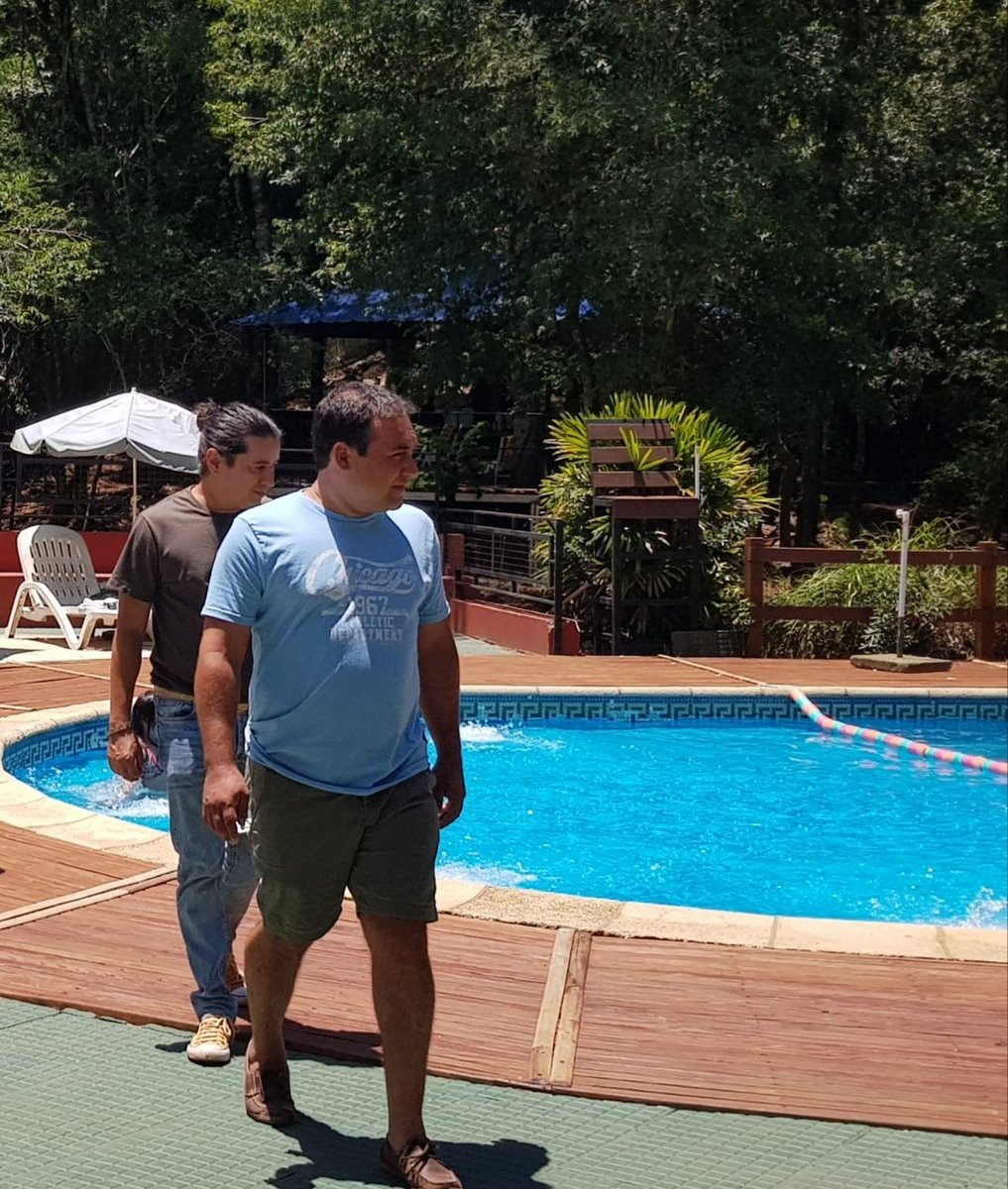 udpm_misiones's tweet photo. El Secretario General de UDPM @grillo141 junto a otros miembros de CD recorrieron  el Ecolodge de Gral Alvear, los mismos dialogaron con los afiliados que se encontraban en el lugar y vieron como solucionar algunos problemitas que tienen que ver con la escasez de agua. https://t.co/qtAq7a9q8B
