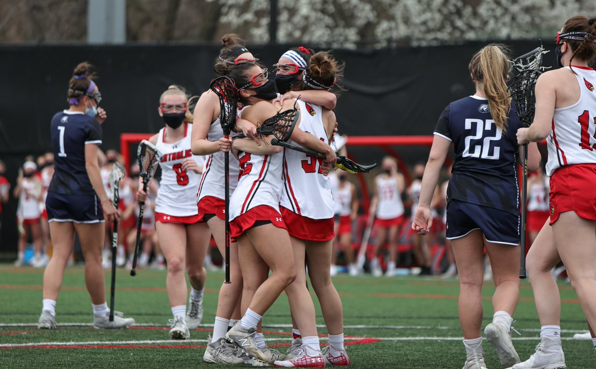 We didn't want this day to end without recognizing #NationalHuggingDay 🫂 🤗