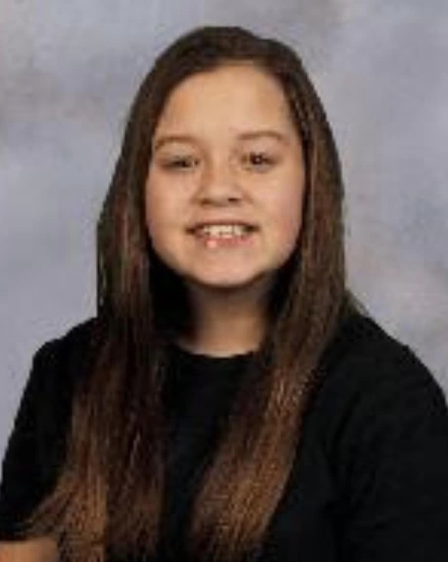 joeimel's tweet photo. @WarrenCoSO looking for Amber Glass. Last seen Jan. 13 in Richardsville area wearing red pajamas, wearing a silver heart necklace. Brown hair, blue eyes, 5’2”, 140lbs. If you know anything about where she might be, please notify the WCSO immediately at (270) 842-1633. https://t.co/MXYOw1XIeB