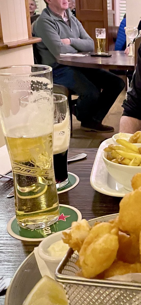 liverbirdsuz's tweet photo. Small steps, familiar surroundings #nicetobeonourwayback #fridayscampiandchips #apint ☺️#thegoat https://t.co/AwyweCBklg