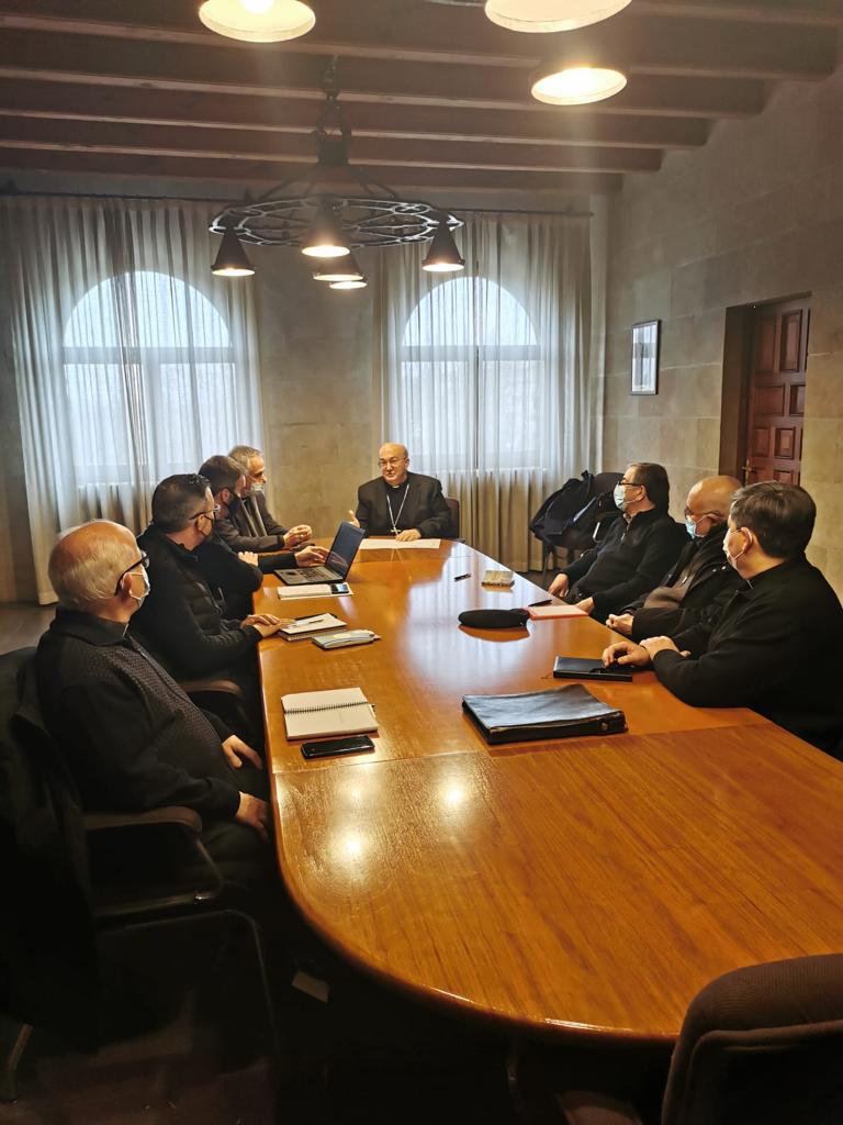 El bisbe Francesc s’ha reunit avui amb el col·legi de consultors del #bisbatsolsona de cara a la propera presa de possessió que tindrà lloc el dia 12 de març