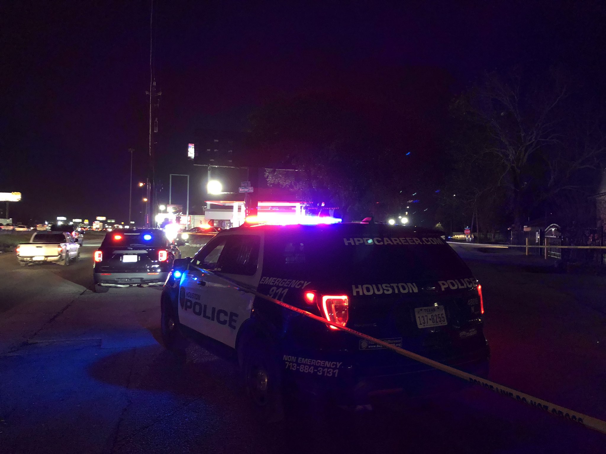 Houston Police on Twitter: "North officers are a shooting scene 4700