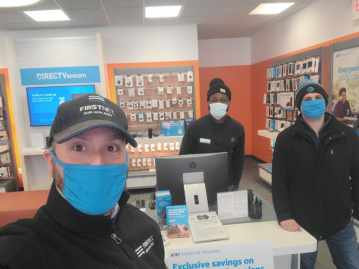 Corey Donahue (@coreybundlez) on Twitter photo Savvas and I making the Friday rounds to our local stores for a little firstnet training and strategy session . @OscarRafael_ <a href="/SavvasKosmidis/">Savvas Kosmidis</a> <a href="/BobHaarde/">Bob Haarde</a> <a href="/lgonzalezlatino/">Luis Gonzalez</a> <a href="/keroninc/">Keron Incarnato</a> #milfordatt #franklinatt Savvas and I making the Friday rounds to our local stores for a little firstnet training and strategy session . @OscarRafael_ <a href="/SavvasKosmidis/">Savvas Kosmidis</a> <a href="/BobHaarde/">Bob Haarde</a> <a href="/lgonzalezlatino/">Luis Gonzalez</a> <a href="/keroninc/">Keron Incarnato</a> #milfordatt #franklinatt