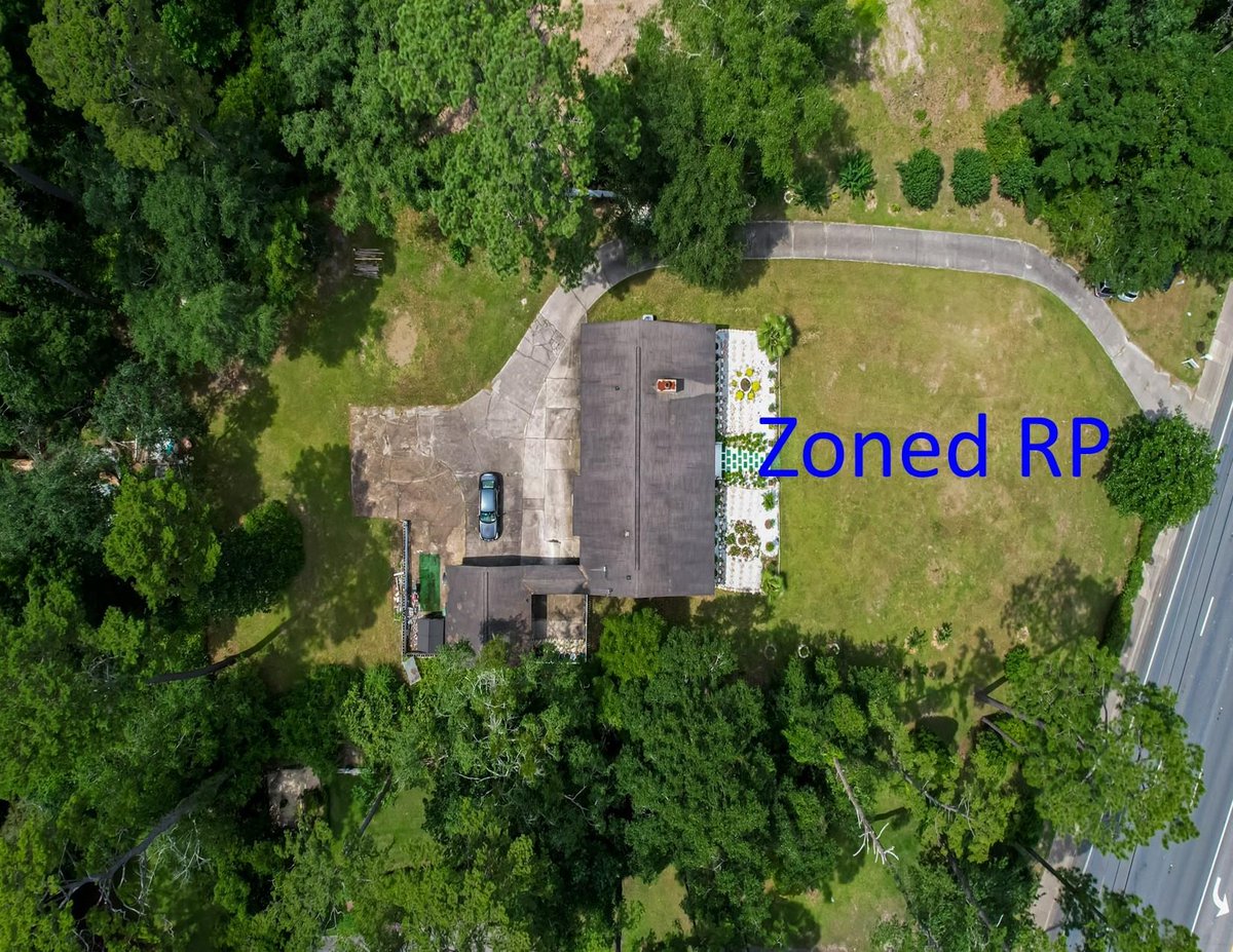 Create new memories in this beautiful home.  #homesforsale  cpix.me/l/137183302
