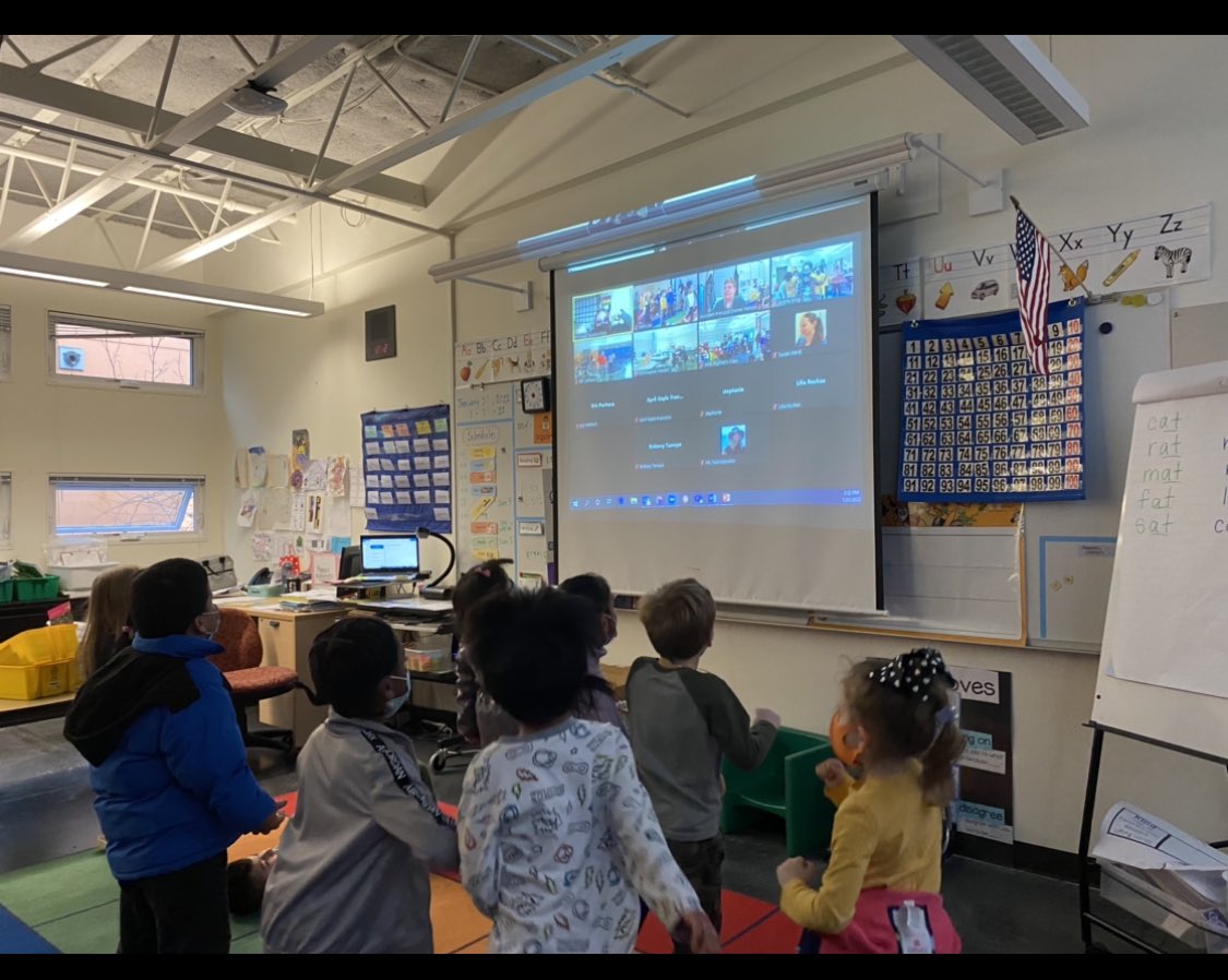 drdpfeifferfwps's tweet photo. @FWPS210 what could make a better Friday than participating in our Olympic View Elementary ground breaking #thankyouvoters &amp; visiting Ms Lee’s classroom @PantherLakeFWPS #fwpsproud https://t.co/zw1eRgP03K