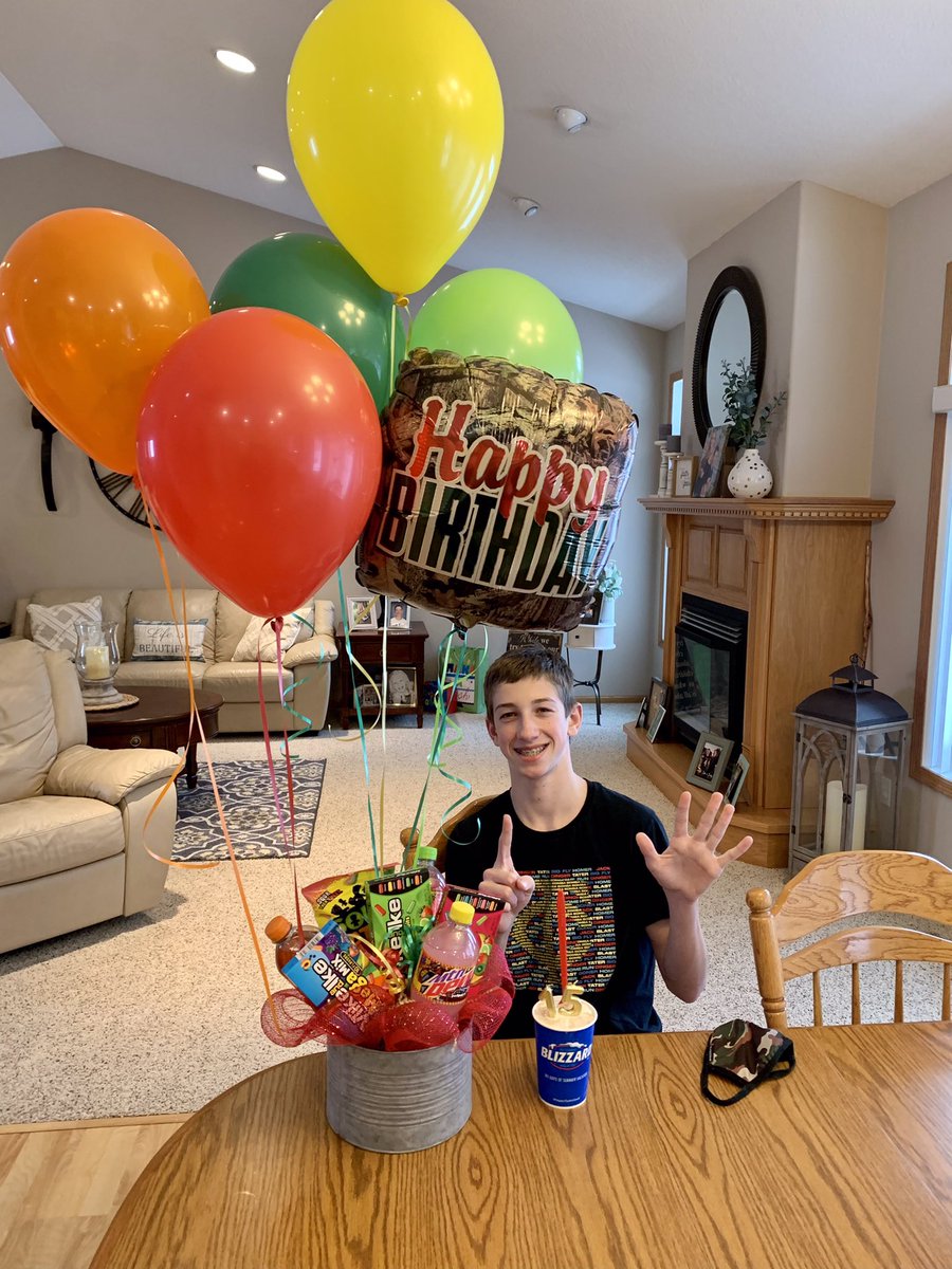 syversondana's tweet photo. Celebrating 15 yrs! 🎂 Brody had a hard start in life but he is a congenital diaphragmatic hernia (CDH) survivor &amp; thriver!  2 major surgeries before a year old &amp; today he runs the court &amp; field like any other kid!  He’s our miracle! ❤️🎈🎉🎂 #syversonstrong https://t.co/muDklcrgXd
