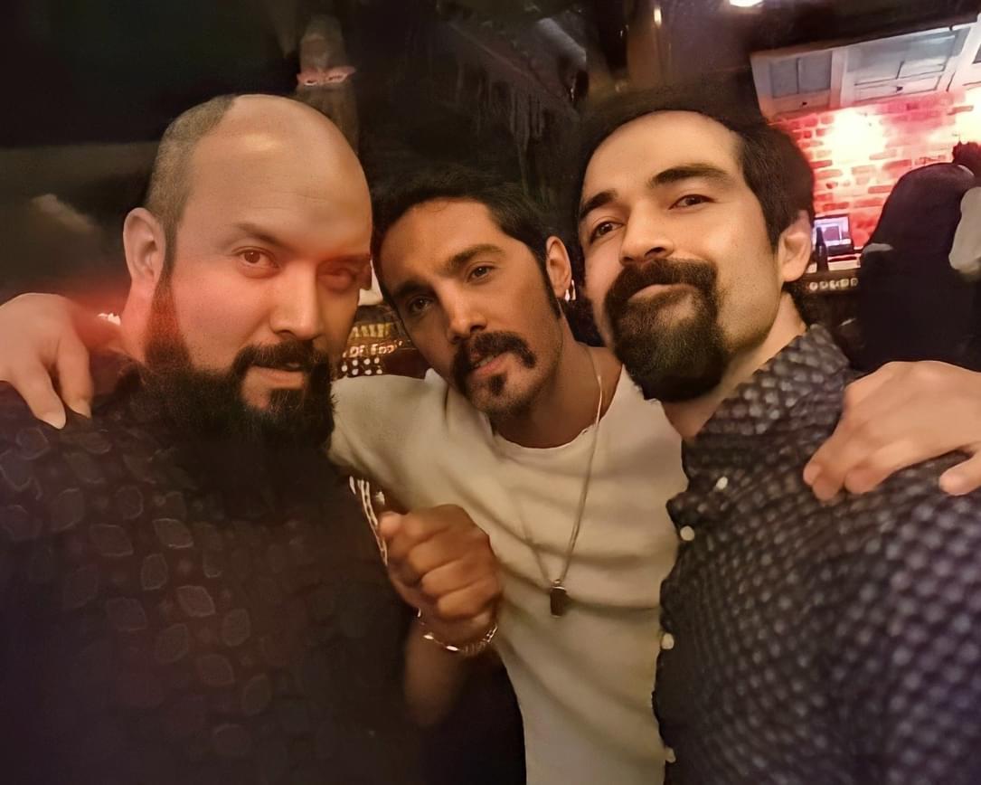 "My name is Javier!!" Congratulations to #QueenFamilia #AlfonsoHerrera for joining Season 4 of #Ozark!! Much love, hermano. If you're not caught up, do yourself a favor and check out one of the best shows on TV. New season just dropped today on #Netflix. <a href="/ponchohd/">Alfonso Herrera</a>
