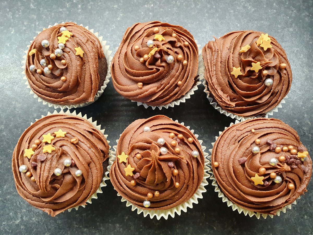 Tracey Maxfield (@gastroacp) on Twitter photo Welcome sight on my return home after demanding day on @acute_unit thank you son & heir, as good as they look! <a href="/airedaleacps/">@AiredaleACPs</a> @Katy_islip <a href="/AiredaleNHSFT/">Airedale Hospital</a> Welcome sight on my return home after demanding day on @acute_unit thank you son & heir, as good as they look! <a href="/airedaleacps/">@AiredaleACPs</a> @Katy_islip <a href="/AiredaleNHSFT/">Airedale Hospital</a>
