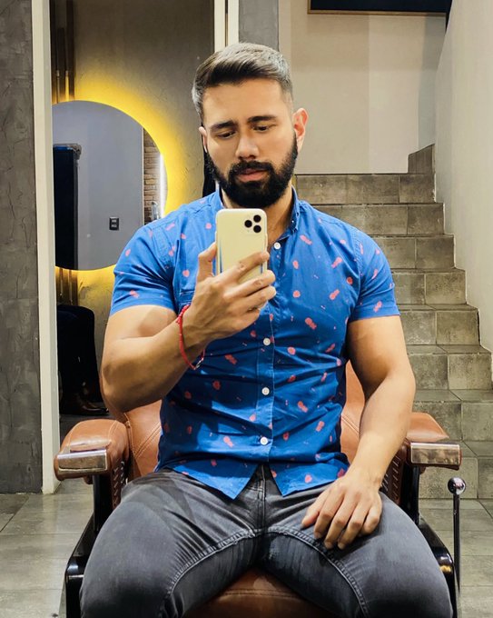 Guapos para el finde 🧔🏻 https://t.co/Gha33YMHcy<a href="/tag/tbt"class="tags"><span>#tbt</span></a>