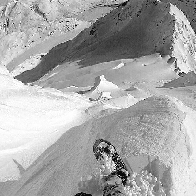 ⠀⠀⠀⠀ ⠀
⠀⠀⠀⠀ ⠀ ،  ❄️  uᴘ  ʜᴇʀᴇ  ɪɴ  ᴛʜᴇ  𝒄𝒐𝒍𝒅  
⠀⠀       ᴛʜɪɴ ᴀɪʀ.  ━  ɪ ғɪɴᴀʟʟʏ ᴄᴀɴ 𝒃𝒓𝒆𝒂𝒕𝒉𝒆.
⠀⠀⠀⠀        ⠀#𝚂𝙺𝙸𝙸𝙽𝙶𝙸𝙽𝙽𝙾𝚁𝚆𝙰𝚈

⠀⠀⠀⠀ ⠀