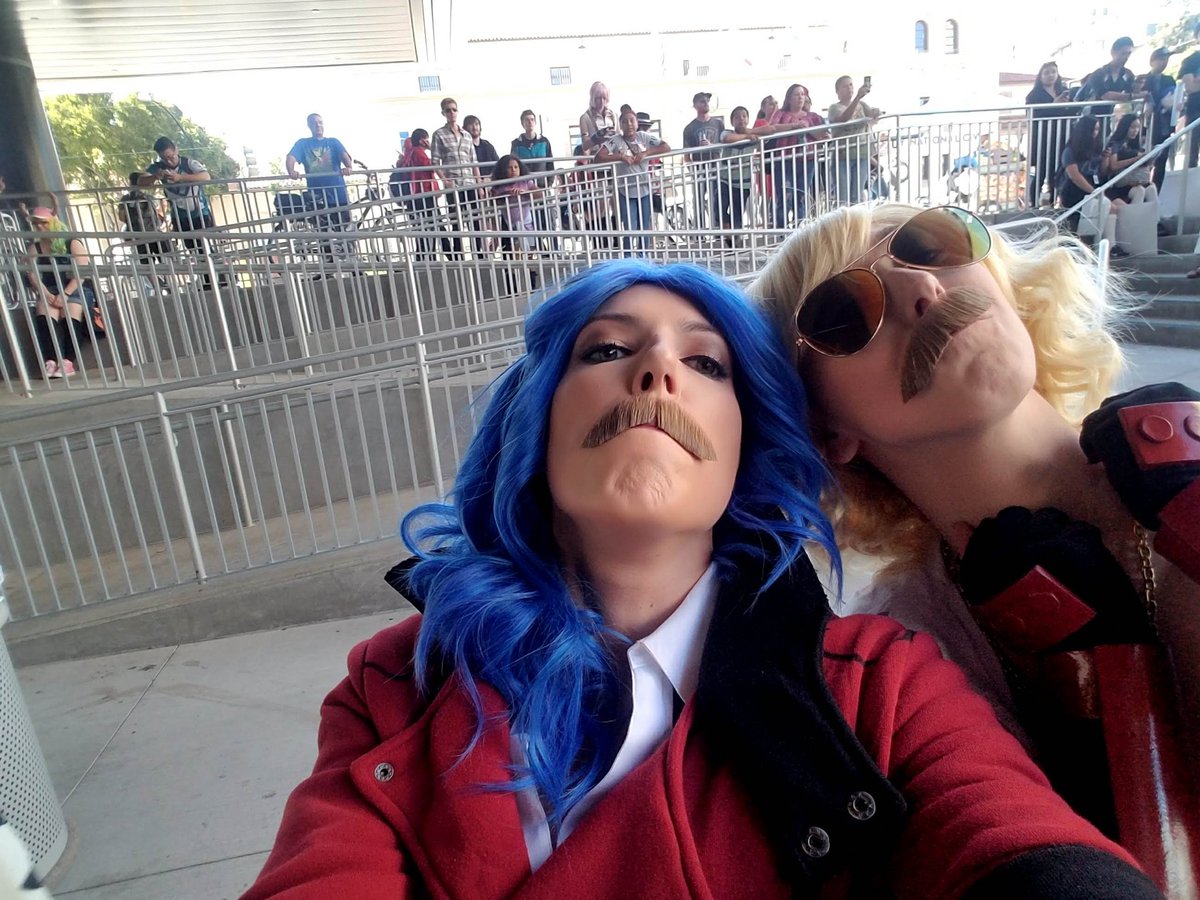 CallMeCaution's tweet photo. Did someone say say cosplay selfie thread??

but with friendsssssss https://t.co/KQeEoDuzCq