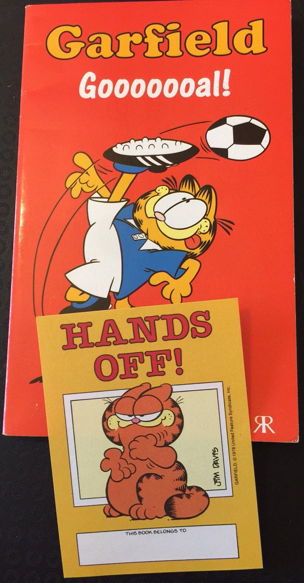 A FABULOUS 21st Birthday Gift available in my #etsyshop : RARE Vintage 2001 'Garfield Gooooooal!' by Jim Davis - Collectable Comic Strip Paperback Book -Garfield Fan Gift -No 41 - Free Bookplate etsy.me/3qRz6hi #Vintage #GarfieldBook #21stBirthdayGift #FootballLoverGift