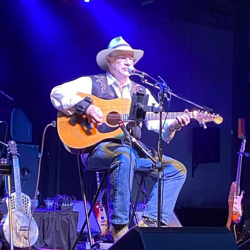 GJHoffmanMusic's tweet photo. Gary Jay & FIREBALL Country*Grassroots music at Mark's Pub Falls Church tonight 8pm. https://t.co/UYIOgsSaic
#livemusic #countrygrass #singersongwriter #twomanband https://t.co/fFq4AYikjm