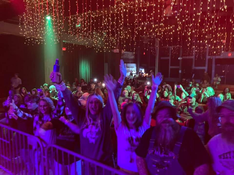 GJHoffmanMusic's tweet photo. Gary Jay & FIREBALL Country*Grassroots music at Mark's Pub Falls Church tonight 8pm. https://t.co/UYIOgsSaic
#livemusic #countrygrass #singersongwriter #twomanband https://t.co/fFq4AYikjm