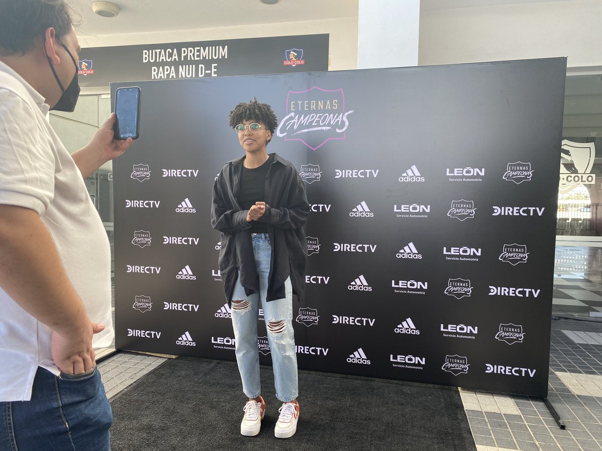 ColoColoFem's tweet photo. ¡Hoy es un día muy especial! Vamos a celebrar la Avant Premiere de la serie #EternasCampeonas 🤩⚪️⚫️

@DIRECTVChile https://t.co/tARtwhke1m
