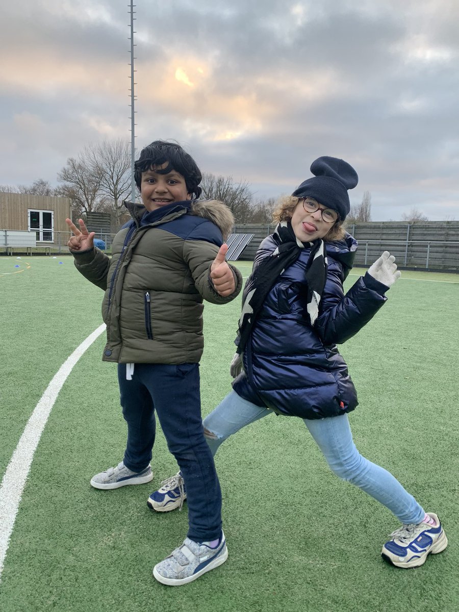 BSO_CAS's tweet photo. Cool After School, dé plek waar ieder kind door middel van allerlei sporten en spellen ontzettend veel plezier maakt en ook nieuwe vriendjes en vriendinnetjes maakt! Dat klinkt toch als dé ideale plek voor een kind? Bekijk onze website https://t.co/1LVQQj5pYx en schrijf je in! https://t.co/dSOvzTfirs