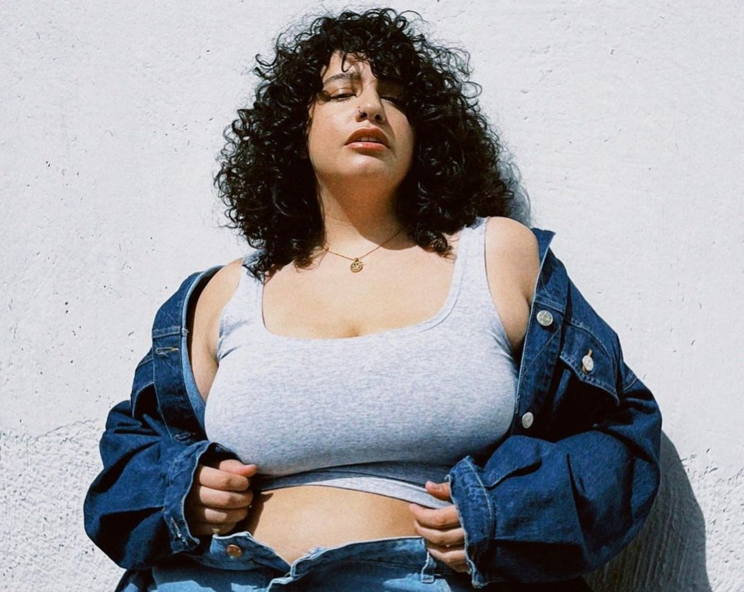 📞 AHORA | Hablamos con Agus Cabaleiro (<a href="/onlinemami_/">〰️</a>), licenciada en publicidad, modelo, militante del amor propio y autora de "Te lo digo por tu bien", en #NoDejesParaMañana <a href="/NoDejes899/">No Dejes Para Mañana 📻</a> con <a href="/juliherstic/">Julieta Herstic 💚</a> 

📻 FM 89.9
💻 radioconvos.com.ar