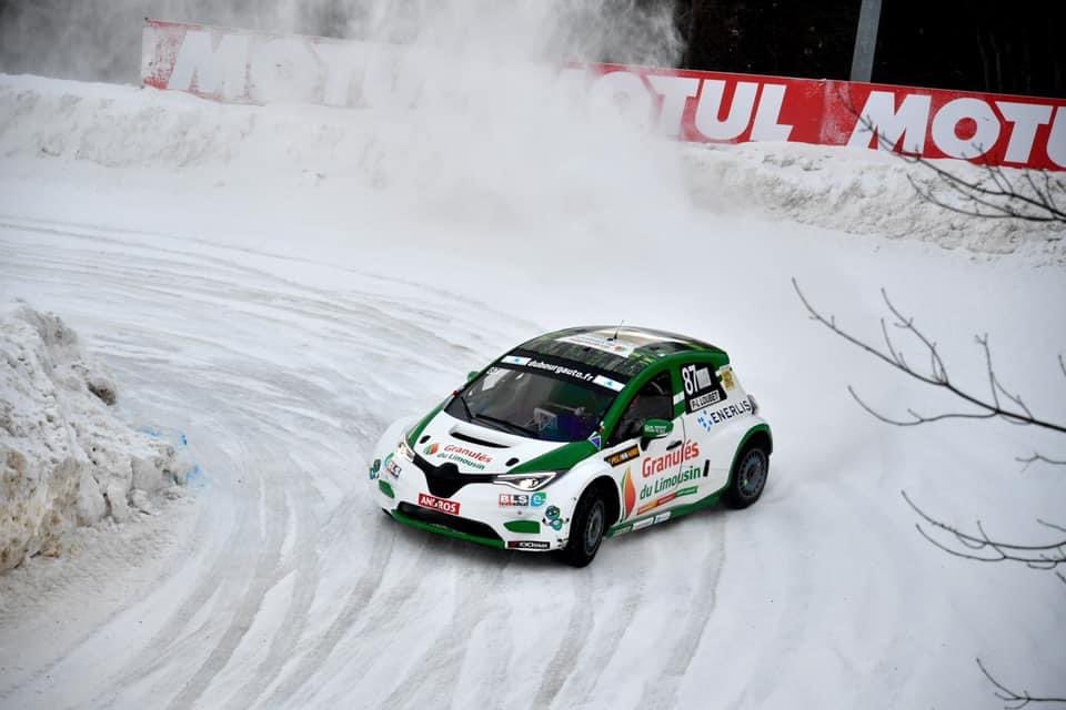 PL_Loubet's tweet photo. Super pole et super finale pour la Course 1 sur ce tracé de Lans-en-Vercors 😇🏔
Belle première journée avec le Team DA Racing - GDM ponctuée par une quatrième place ✌🏼
Le podium se rapproche … rendez-vous demain 😋
#eTrophéeAndros #DARacing #GDM #AllExclusiveCar #AECRacing https://t.co/PQcs2ub1hE