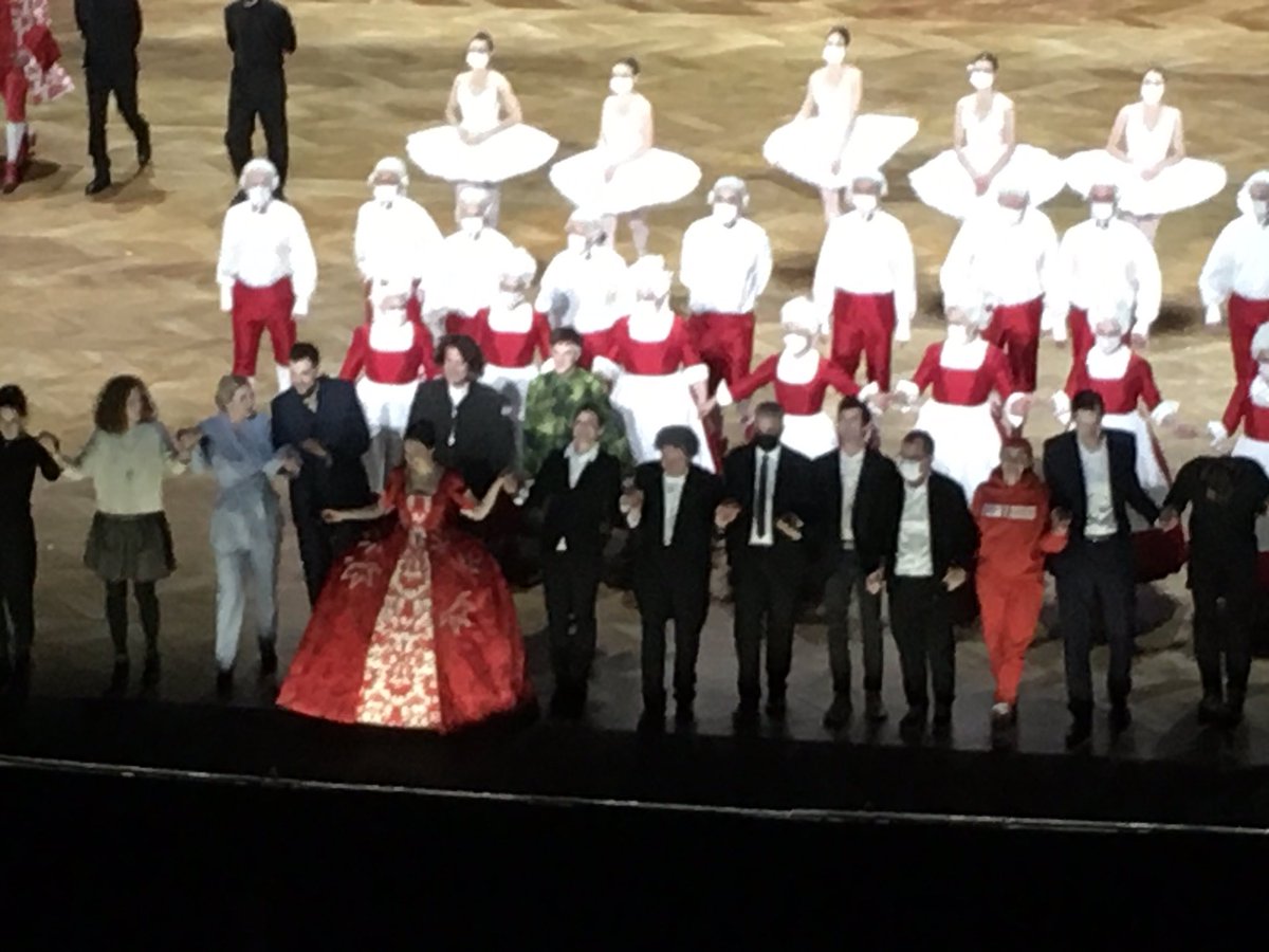 KarlHurb's tweet photo. So la-la instead of oh la la #LeNozzeDiFigaro @operadeparis. #NetiaJones uses well-known backstage comedy setting of Palais Garnier for a subtle game of power relation between the sexes. @LeaDesandre vocally and theatrically convincing Cherubino. @GustavoDudamel #Mozart routine🎼 https://t.co/pS5xfYCdyR