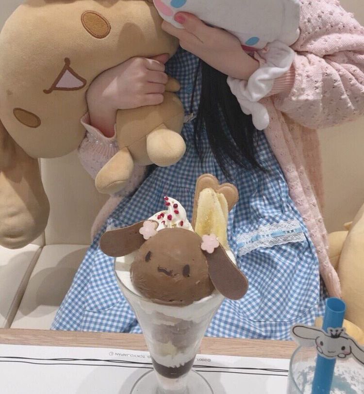 sanriodaily's tweet image. cinnamoroll café 💫