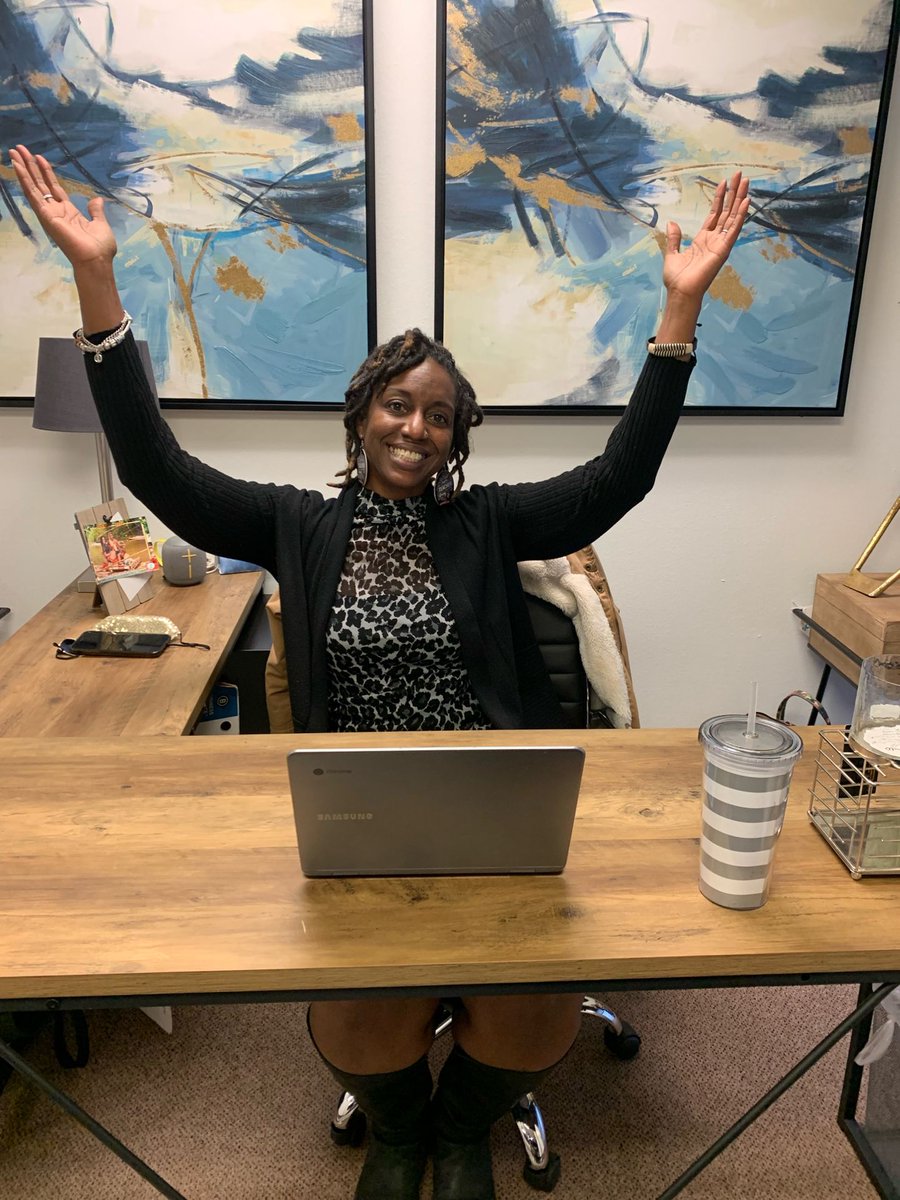 EducationHearts's tweet image. We got a new office!! This new office space is every prayer answered and all of the support! It’s a space to freely guide learning!🤩📚This…the vision of Hearts of Education! 

I’m building MY WHY while sharing MY love! ❤️

#heartsofeducation #learningfun #houstontutoring