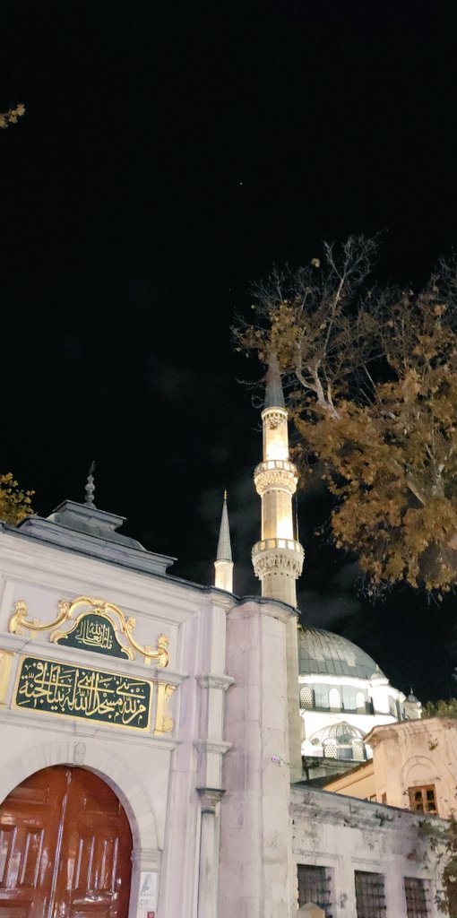 "Istırap hakikatin habercisidir."

21'01 18.40 Üsküdar - Eyüp Sultan