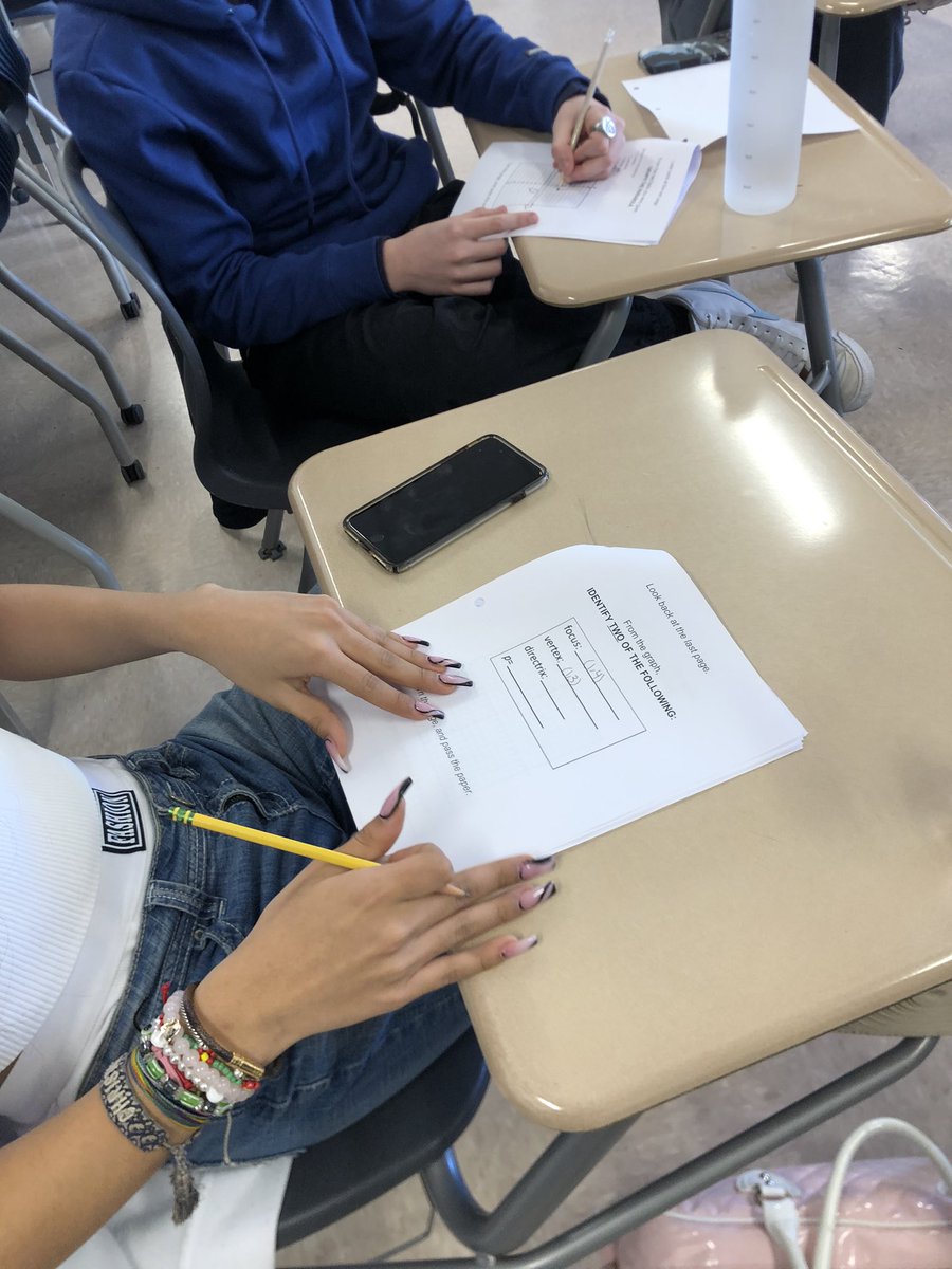 Mrs. Ferrara tweet media