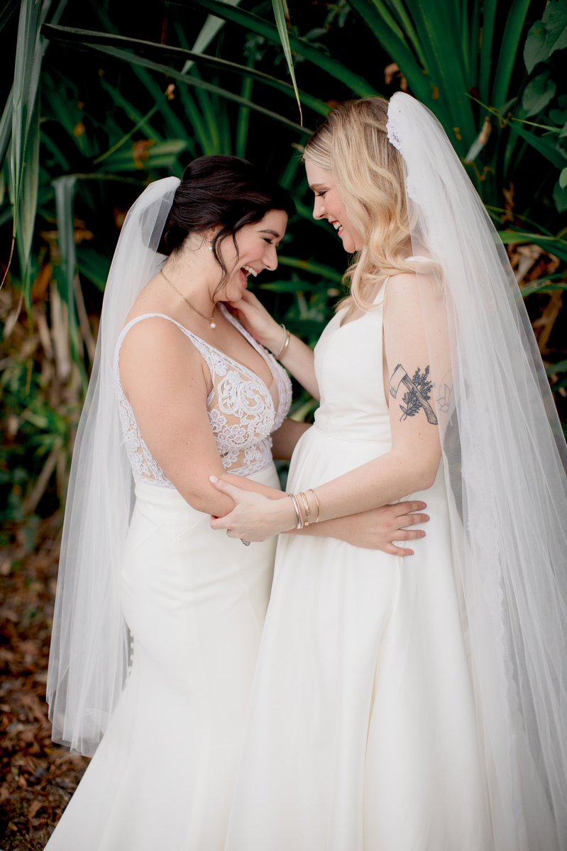 I’ve been off Twitter for a bit and it’s done wonders for my brain, but I wanted to share something happy. 

I married the love of my life two weeks ago. Every day is a dream with you, <a href="/notamerderer/">han 🌈</a>. 

See you in a while! Who knows what I’ll announce then! ❤️