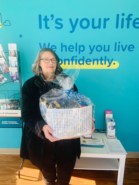 wpginsbrokers's tweet photo. Contest winner alert! 

Carol and Debra won some fabulous prize baskets valued at $250 each just by entering our 2021 referral contest. Congratulations ladies! 

Stay tuned for details on how you can get entered in the 2022 referral contest!

#WinnipegInsurance https://t.co/KILTkoX27C