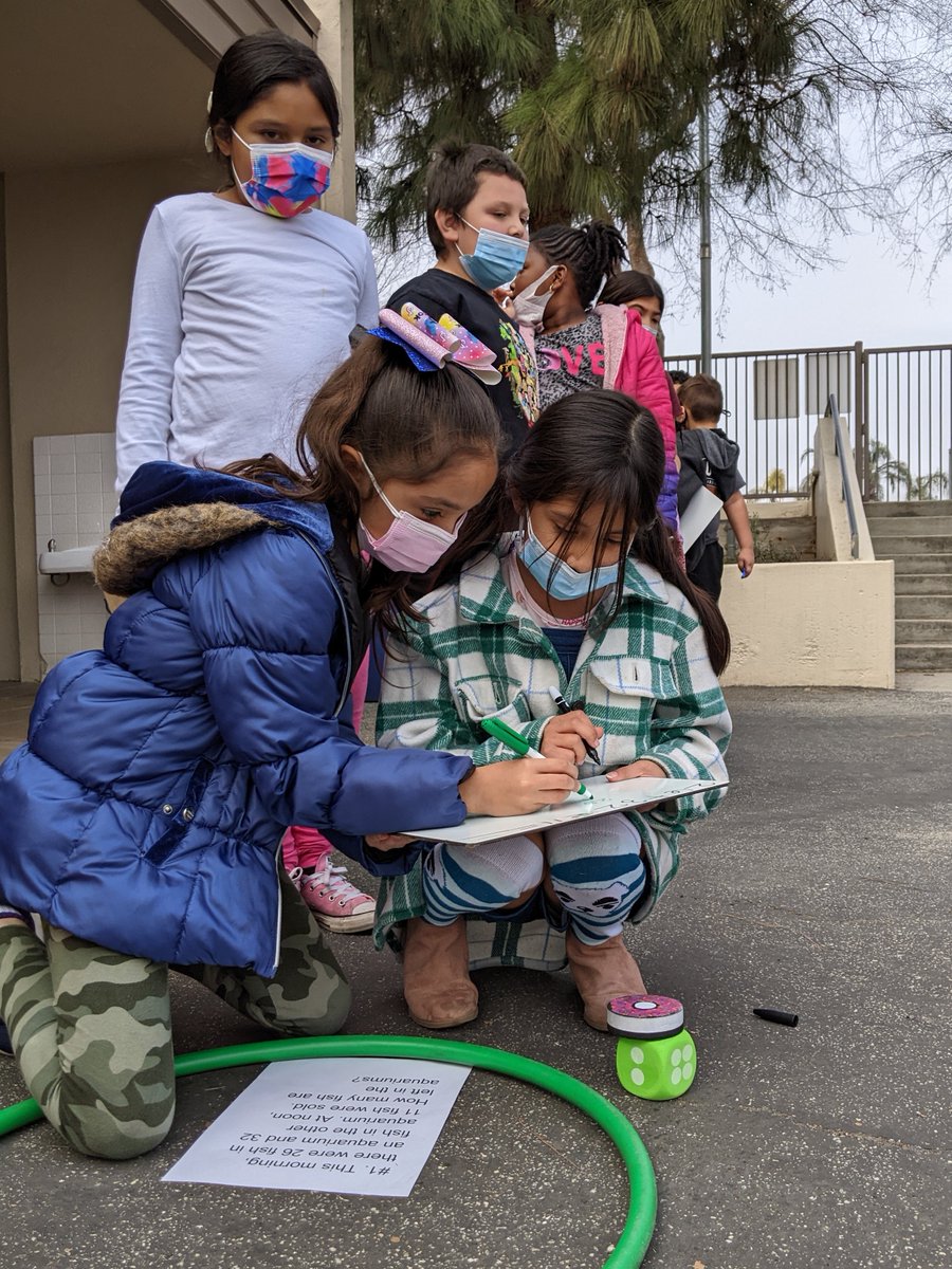 CastleSTEAM's tweet photo. 2nd Grade practices using collaborative skills to solve word problems with an integrated PE/Math game.  #mathinmotion #pbvU #wearepbv #castlesteam #integratedpe #integration #steam #integratedmath #getoutside 
https://t.co/1yn3CZWFfc https://t.co/ws1xdZhsvx