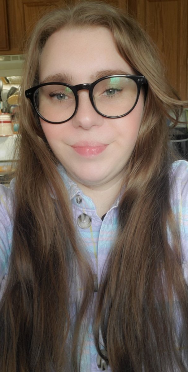 goodgracesgomez's tweet photo. @rarebeauty @Sephora @Kohls Me today!!! #blushhack https://t.co/DIX0rZ1fCN