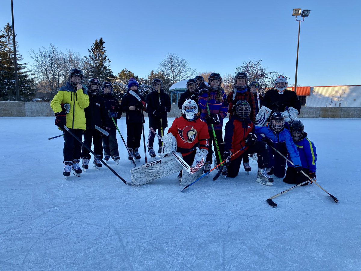 meza_mcd's tweet photo. Nothing says ODR like a good ol hockey game and hand warmers! Thank you @WeybridgeOdr for making this happen!!! #trulycanadian #nevertoocold ๐๐ฅ
https://t.co/rpcEJcgg0j