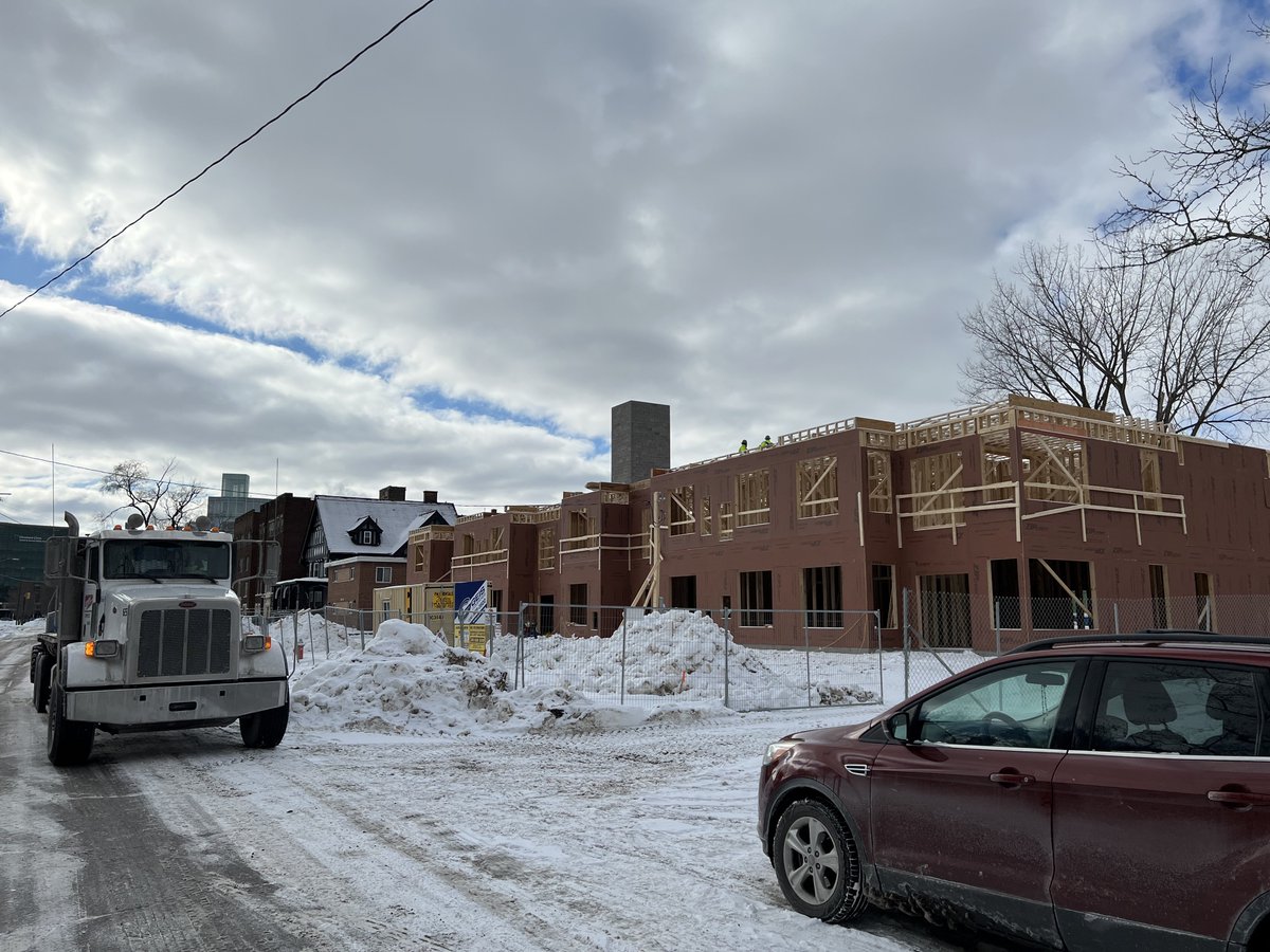 CZoningServices's tweet photo. Construction progress from Lumos Apartments over in Hough @GeisCompanies
#Construction #Cleveland #PCA #CzoningServices #ZoningReport #Phase1 https://t.co/vmnVTww43I
