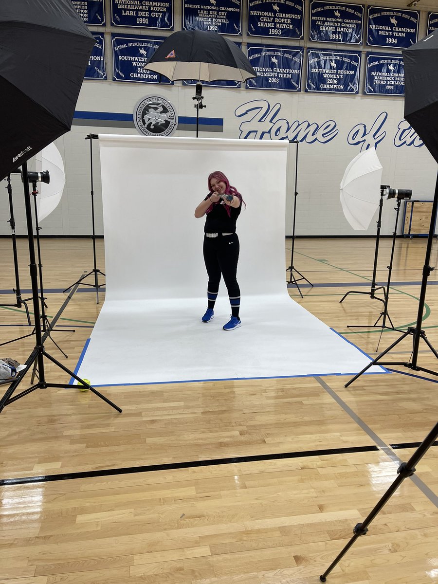 HUGE thank you to Leal’s Photography for making our media day something special! 💙
