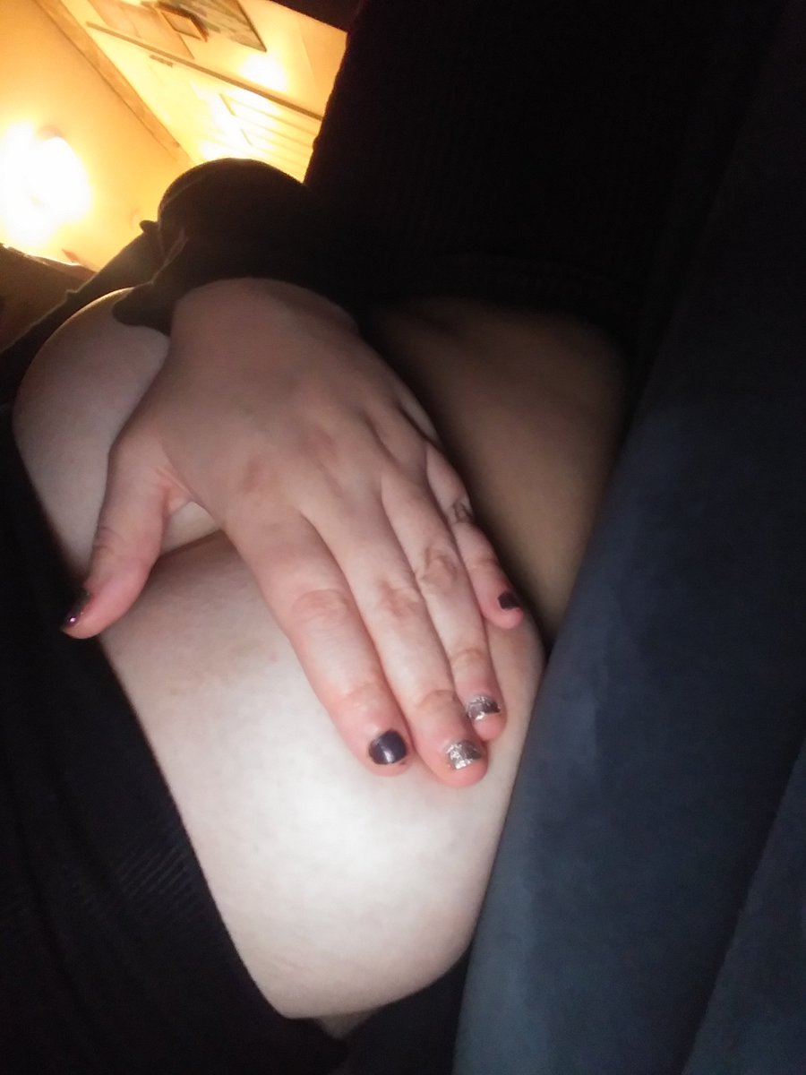 Cybergfqueen's tweet photo. So turned on tn https://t.co/gh8d19v1rv