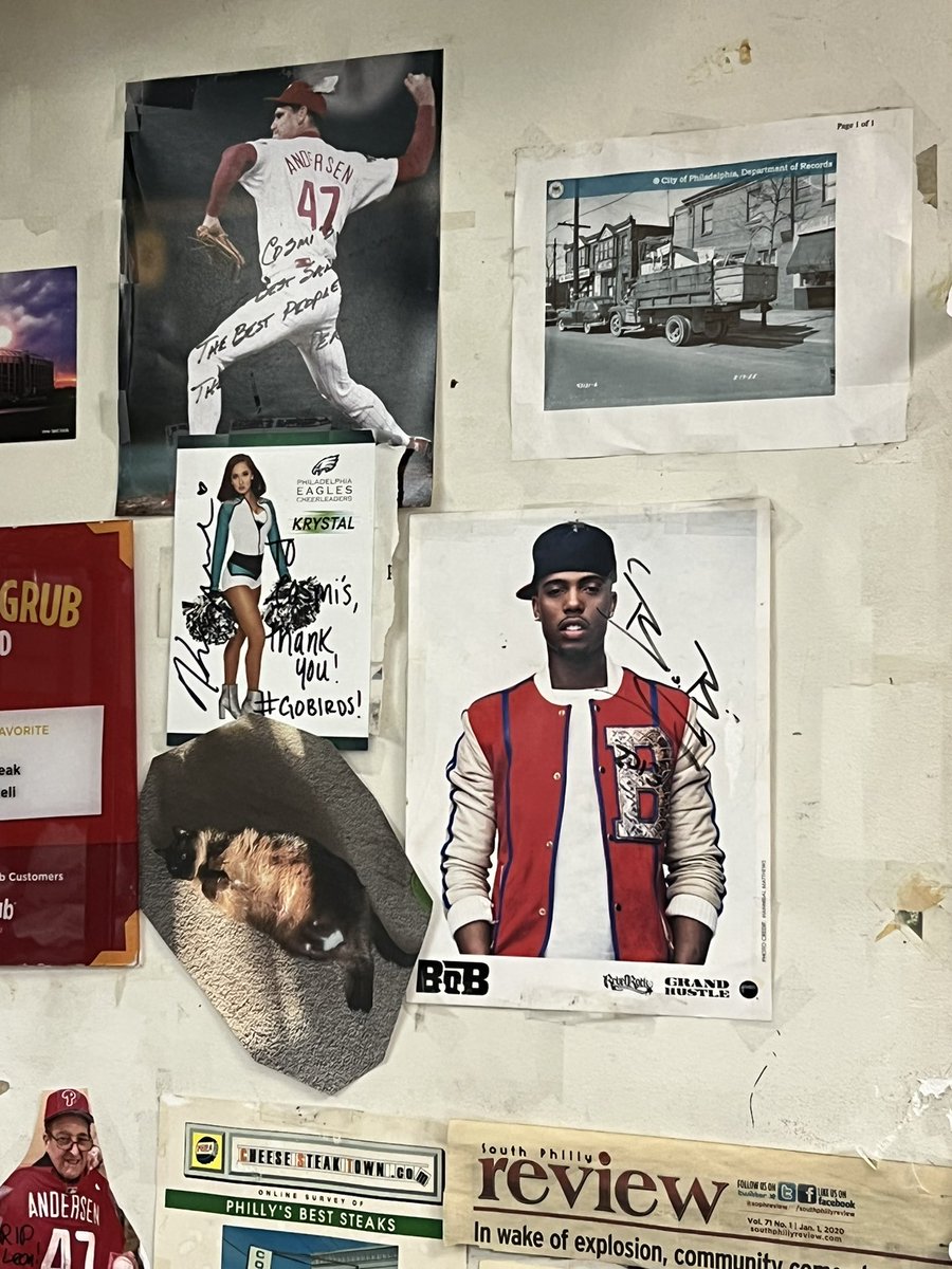 I love that cosmi’s got a signed photo of B.O.B. https://t.co/gNTOQV9KHZ