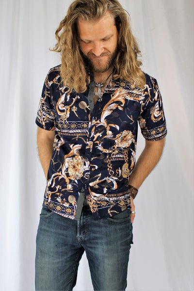 thomasandkay's tweet photo. Men's Short Sleeve Floral Chain Shirt! Only $22.49!  https://t.co/Pvq74eZQa8   

#clothing #apparel #fashion #womensclothing #mensclothing #thomasandkay #shirt #tops #menswear https://t.co/DkUg72aRyx