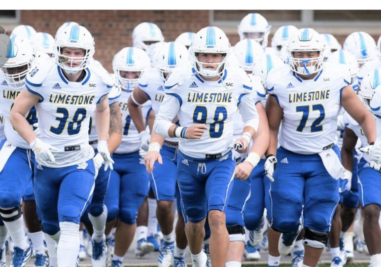 Had a great time visiting Limestone university a big thanks to all the coaching staff for allowing to come visit 
<a href="/Cwoods75/">Corey Woods</a> <a href="/LimestoneFB/">Limestone Football</a>