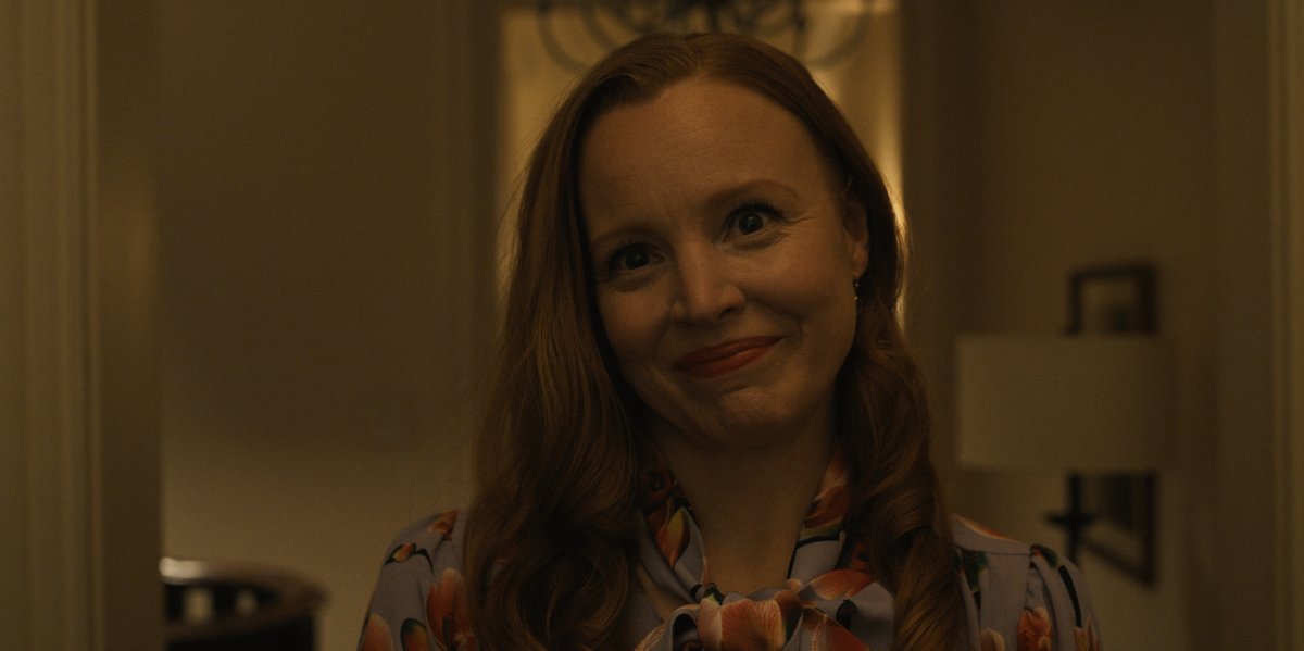 EmaJuarezOk's tweet image. Volvió #Servant: mal rollo y humor retorcido, bajo la dirección de M. Night Shyamalan. Lauren Ambrose y Nell Tiger Free rompiéndola en cada secuencia. Muchas ganas de ver cómo sigue este delirio.
