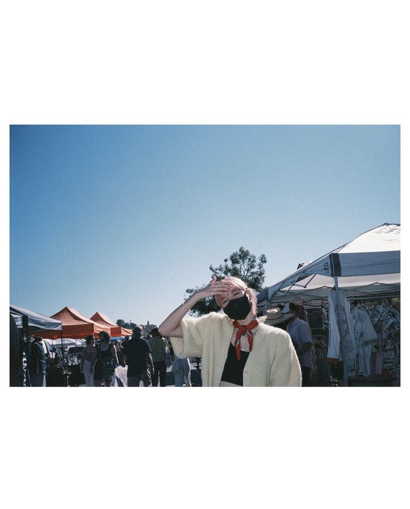 dailyblackpnk's tweet photo. Lili’s best trips from 2021 🌸 https://t.co/LLvTAI1F7Z
