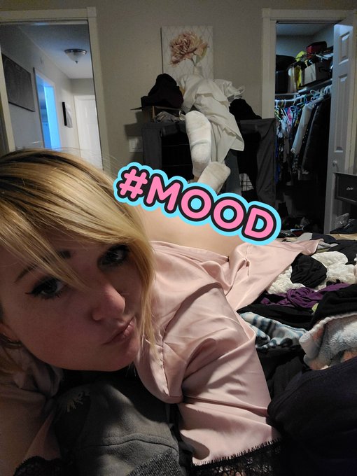 Anyone else hate folding laundry? I get so bored I'll find literally ANYTHING else to do - some of it<a href="/tag/mvsales"class="tags"><span>#mvsales</span></a>