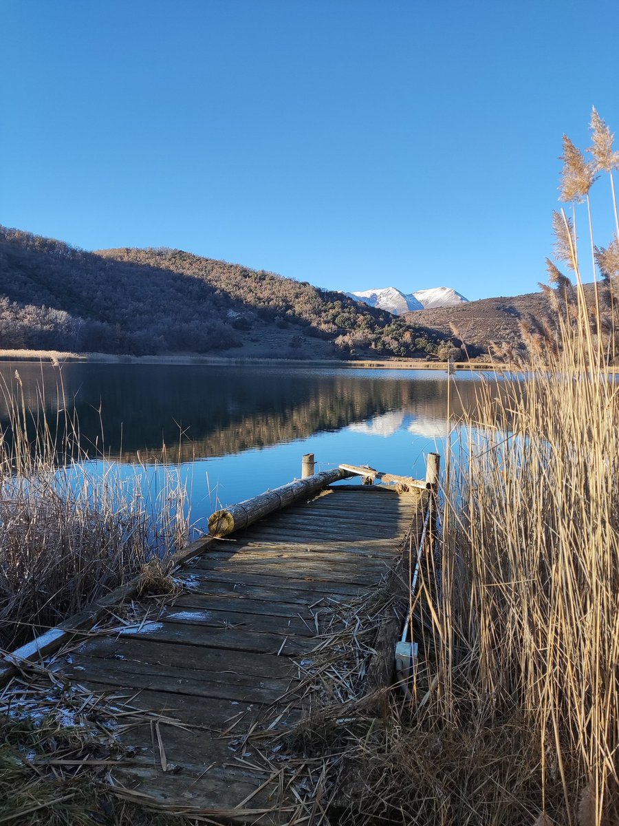 BcnAventuras's tweet photo. Moncortes - Pobla de Bellveí. #rutasdeagua #Lleida #catalunya @andyxxiiv https://t.co/CR8OxIgr89