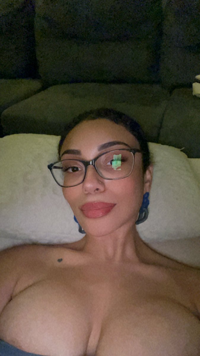 ScarletMoonbabe tweet picture